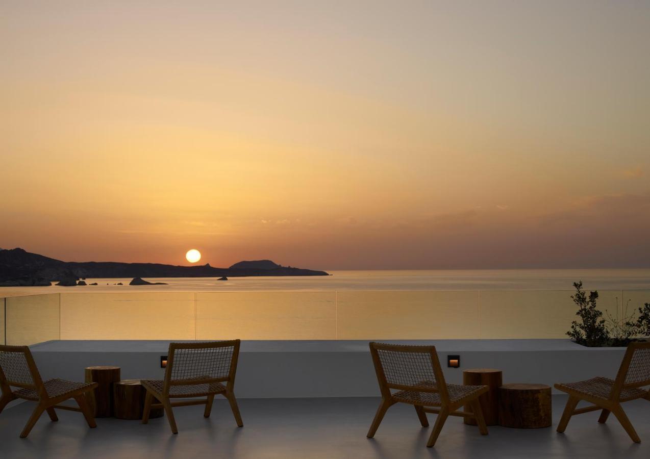 Domes White Coast Milos, Adults Only - Small Luxury Hotels Of The World Mytakas Екстер'єр фото